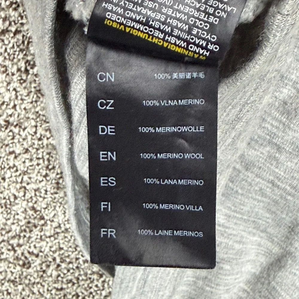 KUHL Team 1/4 Zip Pullover Sweater Mens L Gray Merino Wool Thumbholes